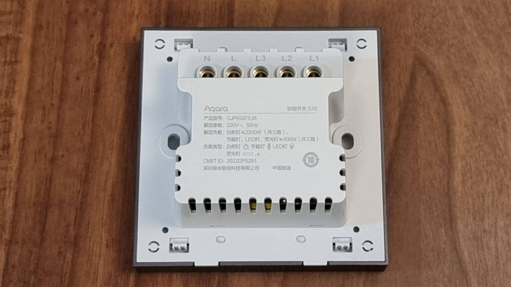 Aqara S1E Magic Switch Back Plate and Terminals
