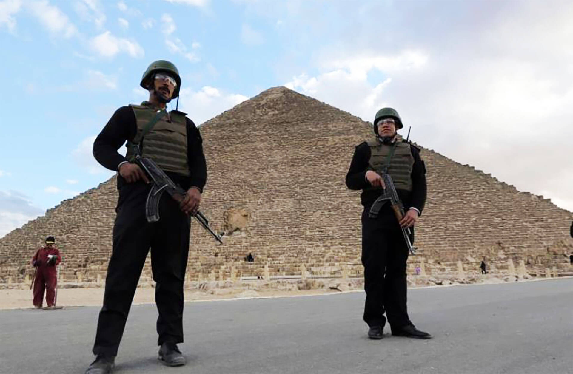 Aqara Military Security at the Great Pyramid of Giza