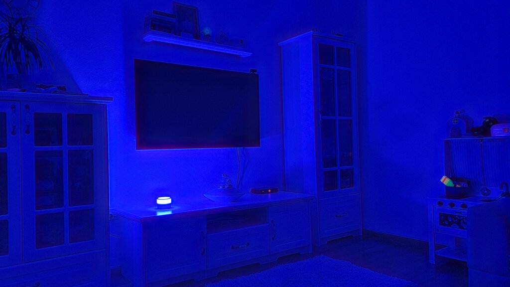 Zemismart Ambient Spotlight LXZB-ZB-09A Living Room Blue