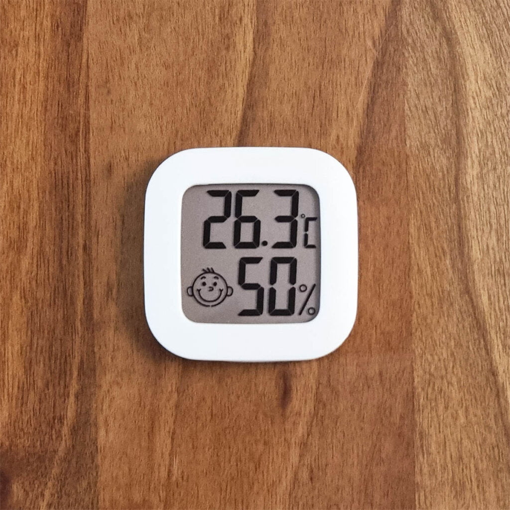 Tuya Climate Sensor with Emoji Comfort Indicator ZG-227ZL Front
