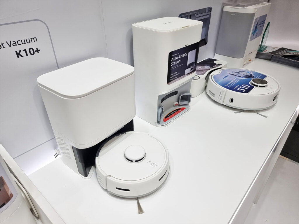 SwitchBot S10 vs K10 @ IFA Berlin 2023