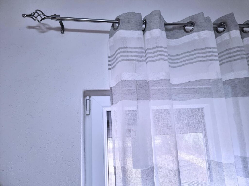 SwitchBot Curtain 3 Review - Installed behind curtain
