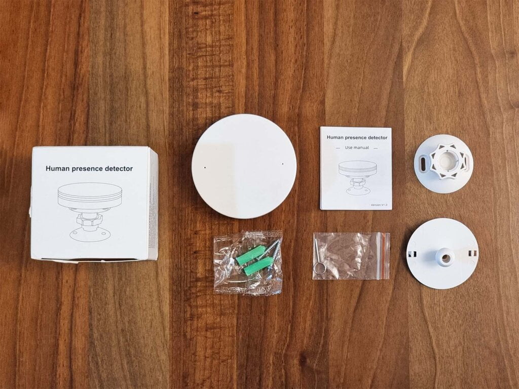 Tuya Zigbee Presence Sensor with Siren ZG-205ZL Package Contents