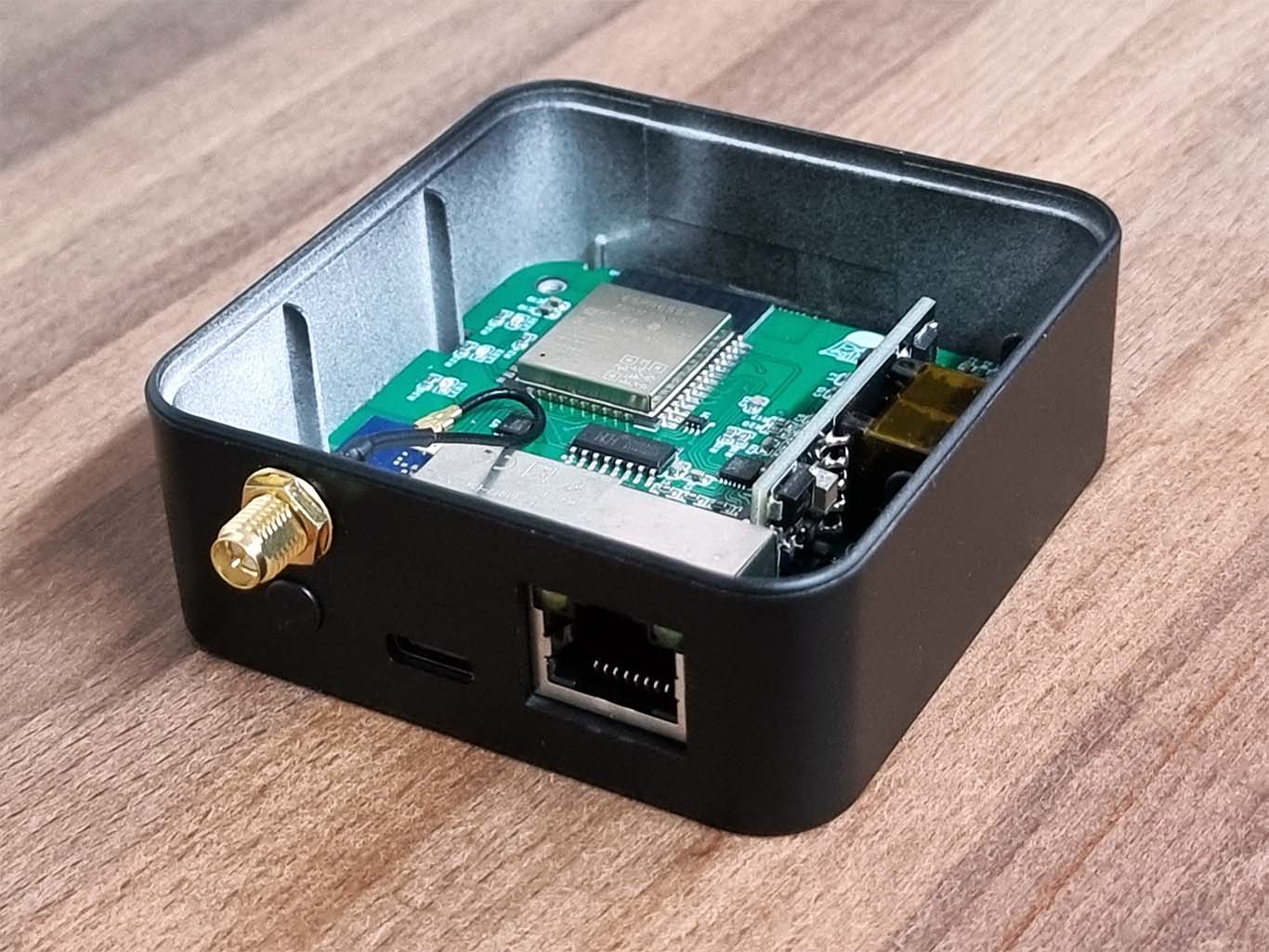 ZigStar UZG01 Zigbee Gateway in Home Assistant SmartHomeScene