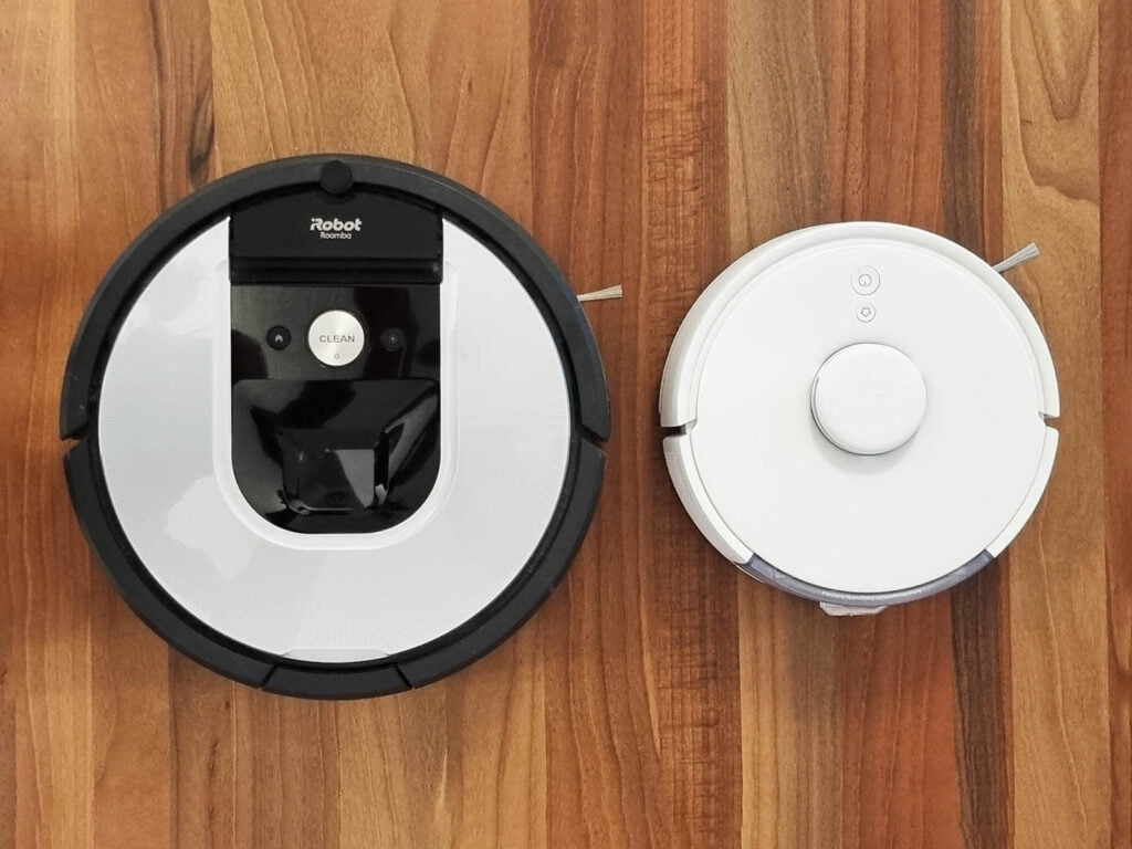 SwitchBot K10+ Robot Vacuum Cleaner Review: Next to Roomba 971 Top View