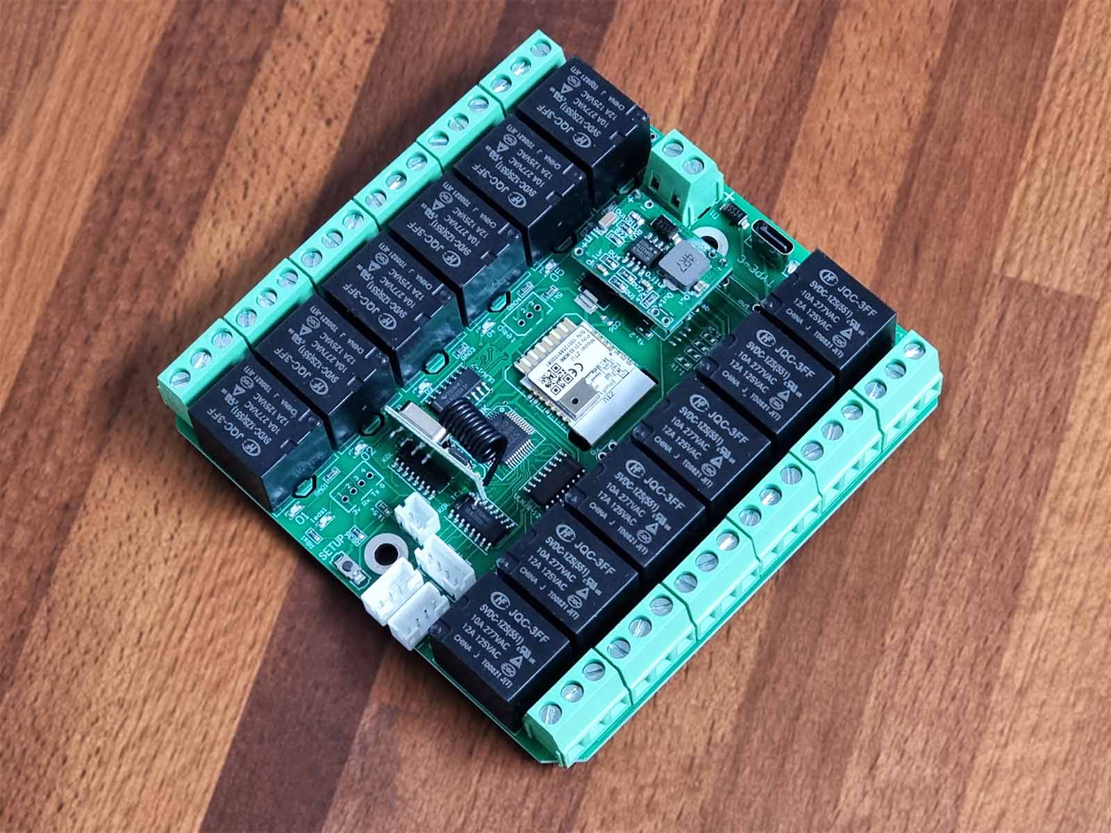 Tuya Zigbee 12 Channel Relay Board Review - SmartHomeScene