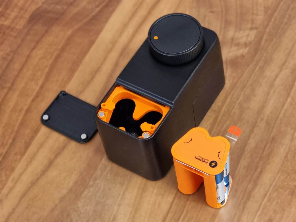 SwitchBot Lock Pro Battery Compartment