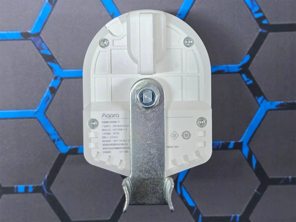 Aqara Valve Controller T1 SmartHomeScene Review: Handle Grip