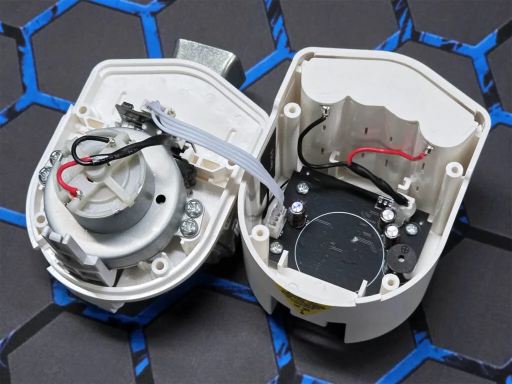 Aqara Valve Controller T1 SmartHomeScene Review: Open inside