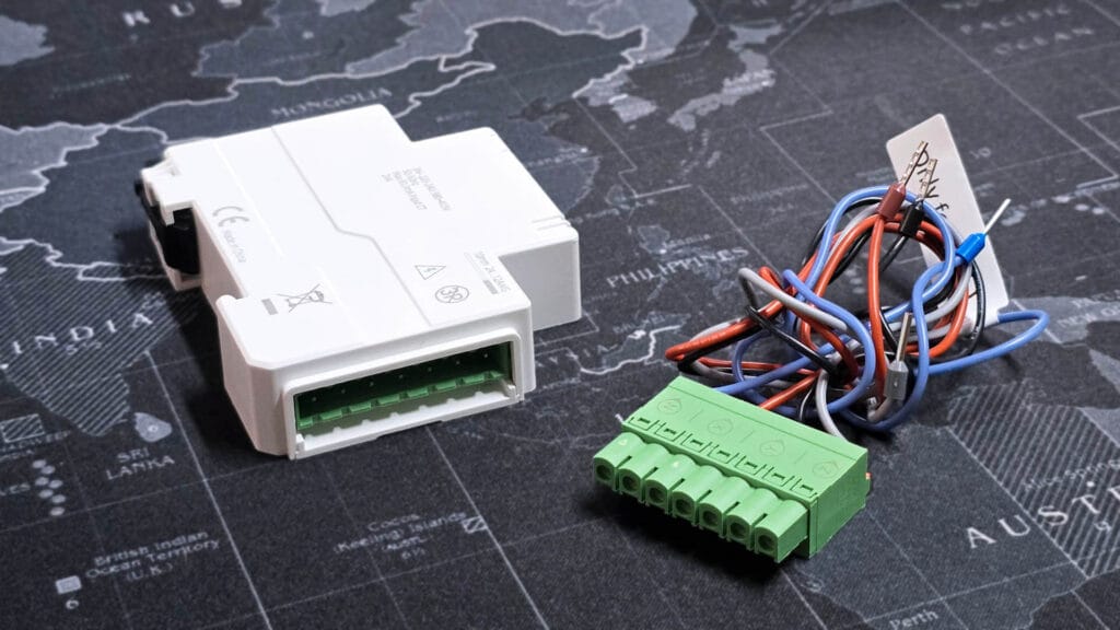 Zemismart 3-Phase Energy Meter SDM01-TZ0 Review Input Connector SmartHomeScene