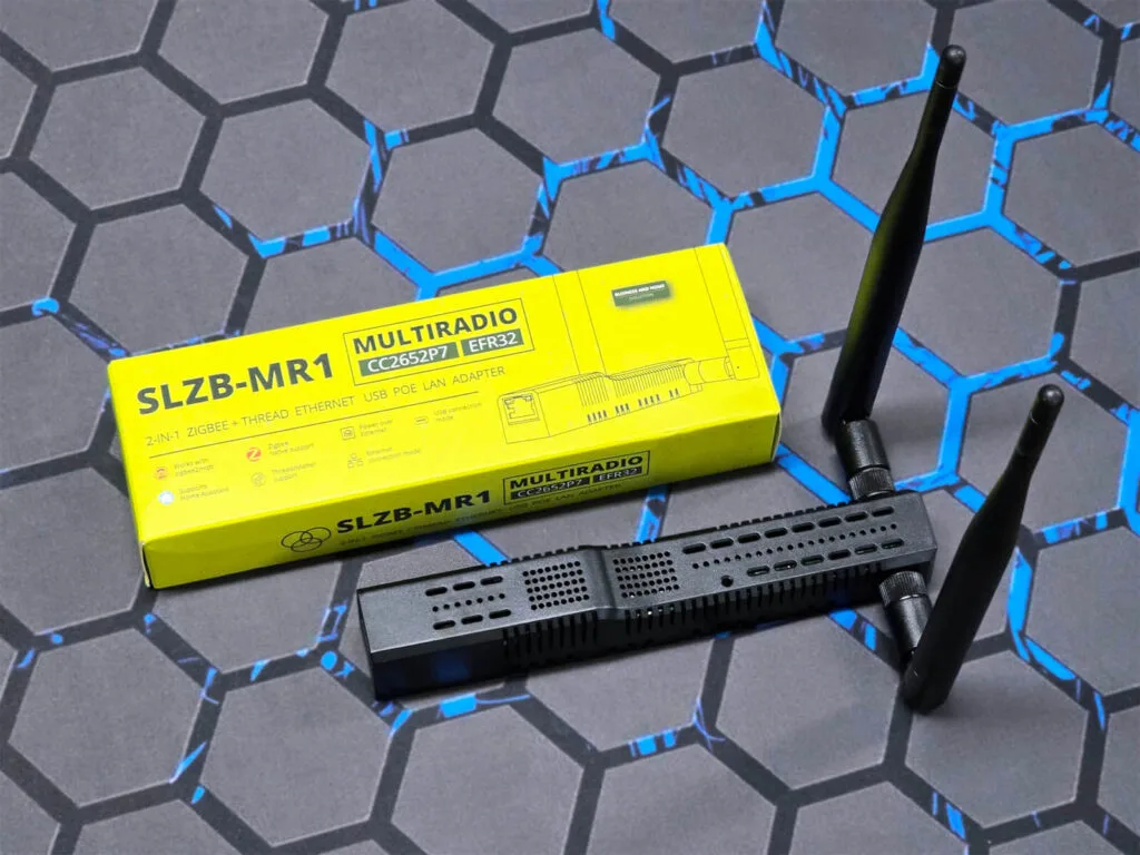 Обзор многоканального радиокоординатора SLZB-MR1 с ZigBee и Thread от SmartHomeScene: антенны установлены