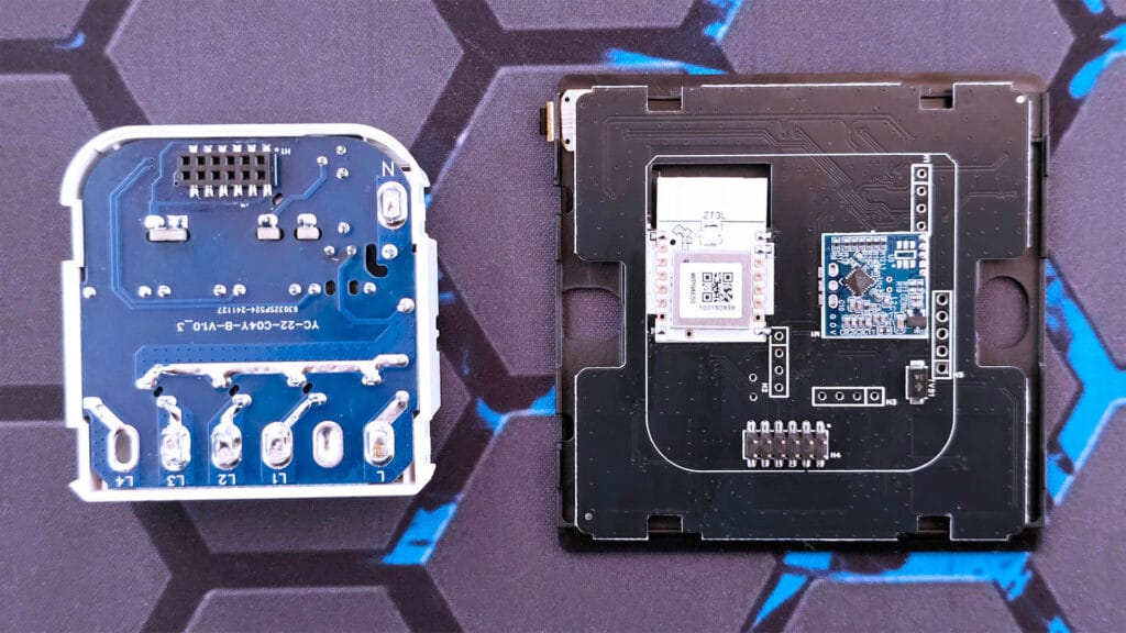 Zemismart ZMS-206 Zigbee Screen Switch Review by SmartHomeScene: Main PCBs