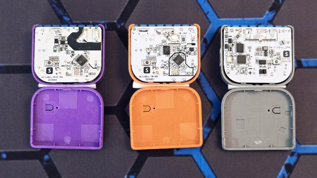 SwitchBot Relay Switch 1/1PM/2PM Matter Testing and Review by SmartHomeScene: Open Cases