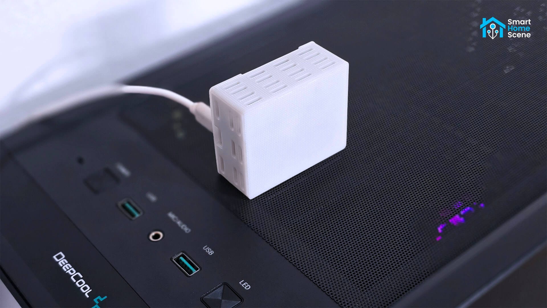 Apollo R PRO-1 Presence Multisensor Review by SmartHomeScene: Hero Image