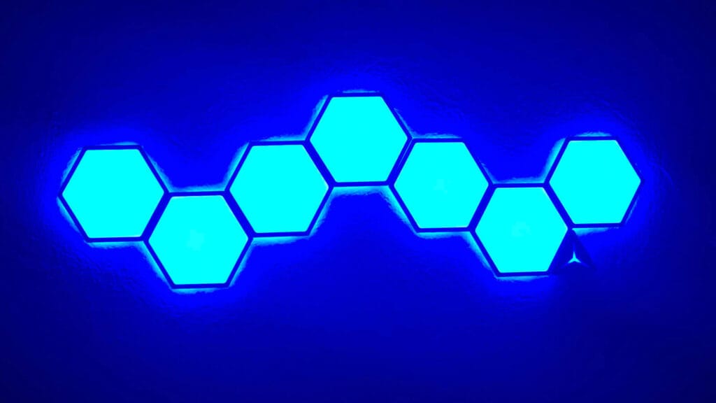 Linkind EP6 Smart Hexagon Panels Review by SmartHomeScene: Blue