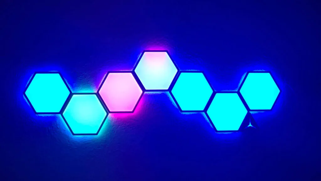 Linkind EP6 Smart Hexagon Panels Review by SmartHomeScene: Theme 5