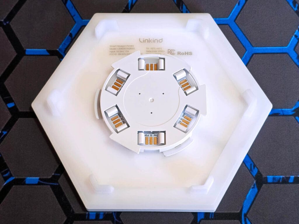 Linkind EP6 Smart Hexagon Panels Review by SmartHomeScene: Back of Panel