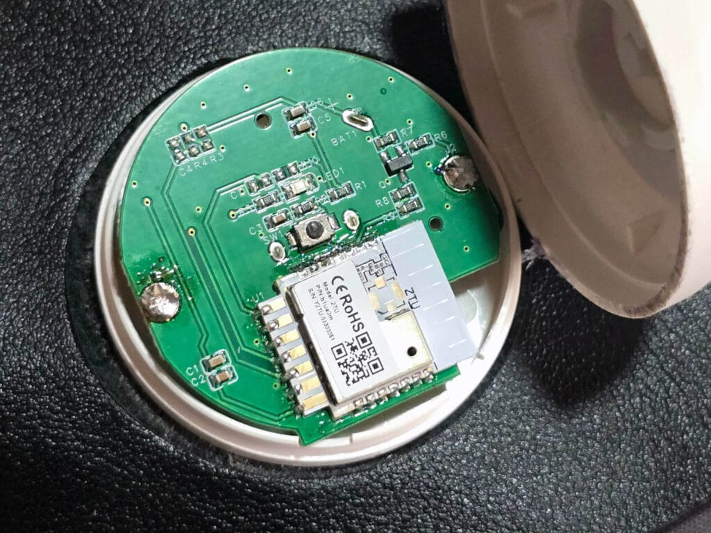 Tuya Zigbee Seat Pressure Sensor Review SmartHomeScene: Main PCB