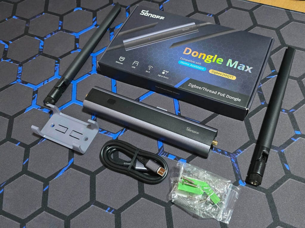 Sonoff Dongle Max Zigbee Thread Coordinator Review SHS Package Contents