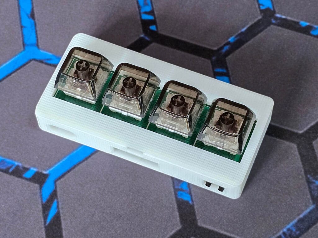 Apollo Automation BTN-1 Macro Deck Review: Keycaps