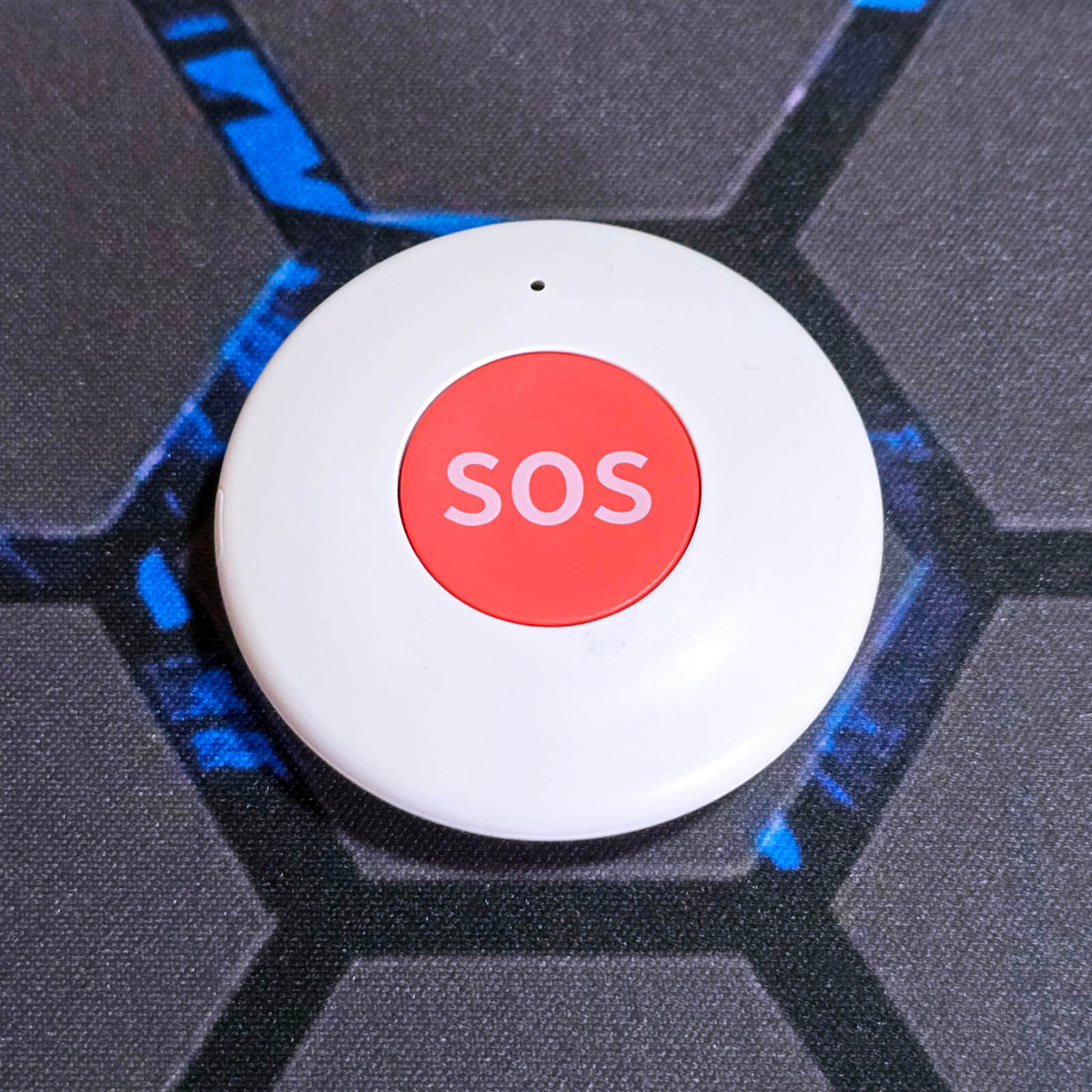 Tuya Zigbee SOS Smart Button Review | SmartHomeScene