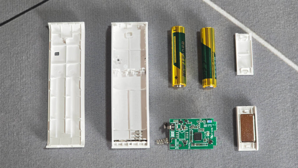 Sonoff Door Sensor SNZB-04PR2 Fully Dismantled