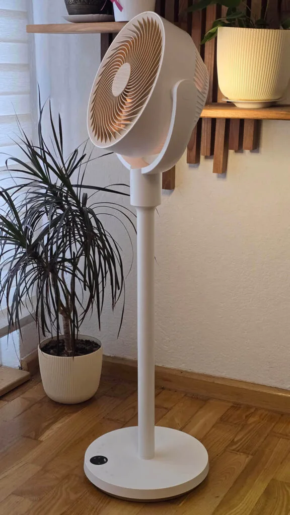 SwitchBot Standing Circulator Fan Review | SmartHomeScene