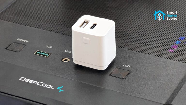 Zigbee USB-C Smart Switch Review SmartHomeScene: Plugged into PC