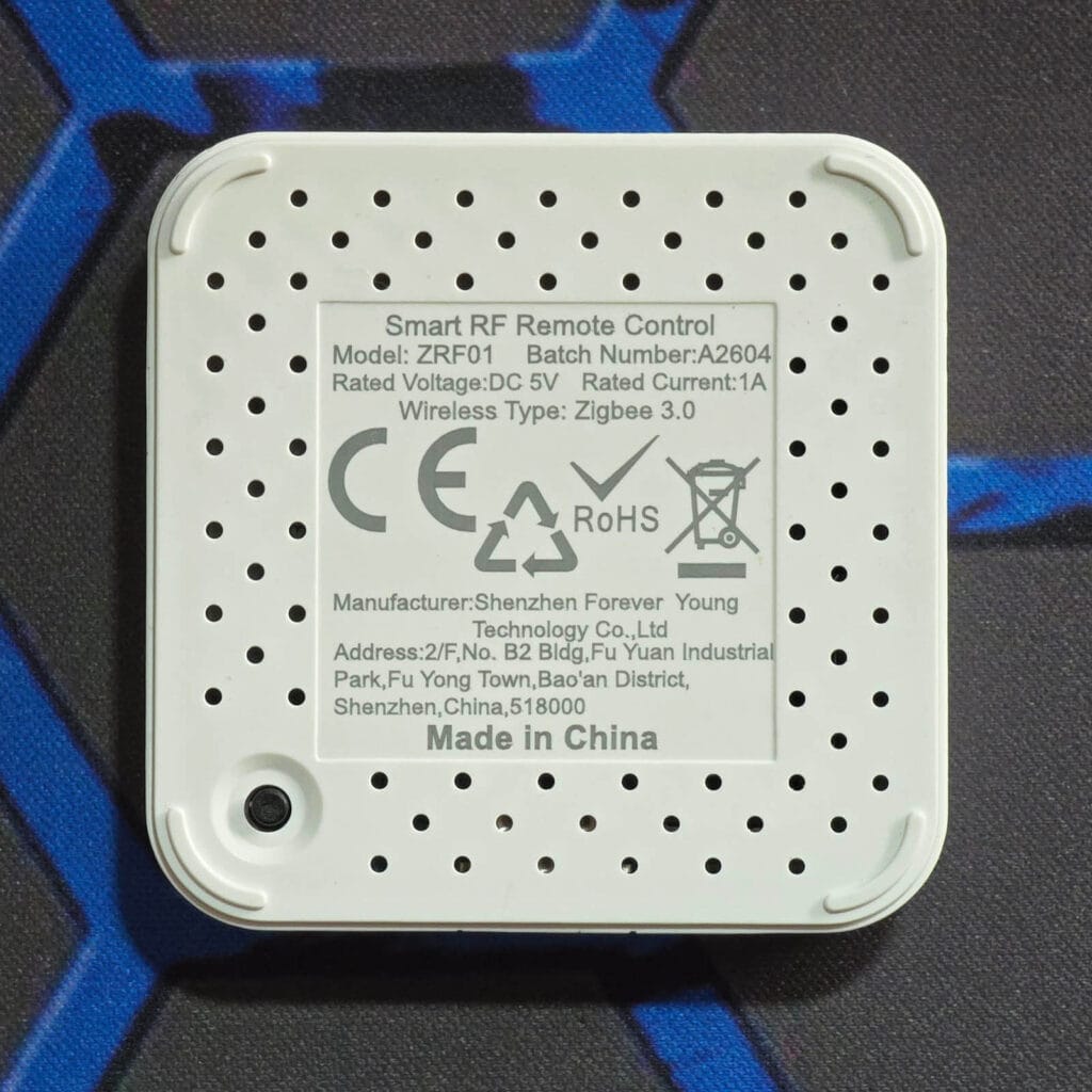 Tuya Zigbee RF Cloner ZRF01 Review SmartHomeScene: Bottom